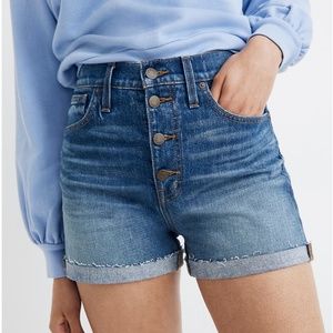 Madewell High-Rise Denim Shorts in Burke Wash: Button-Front Edition